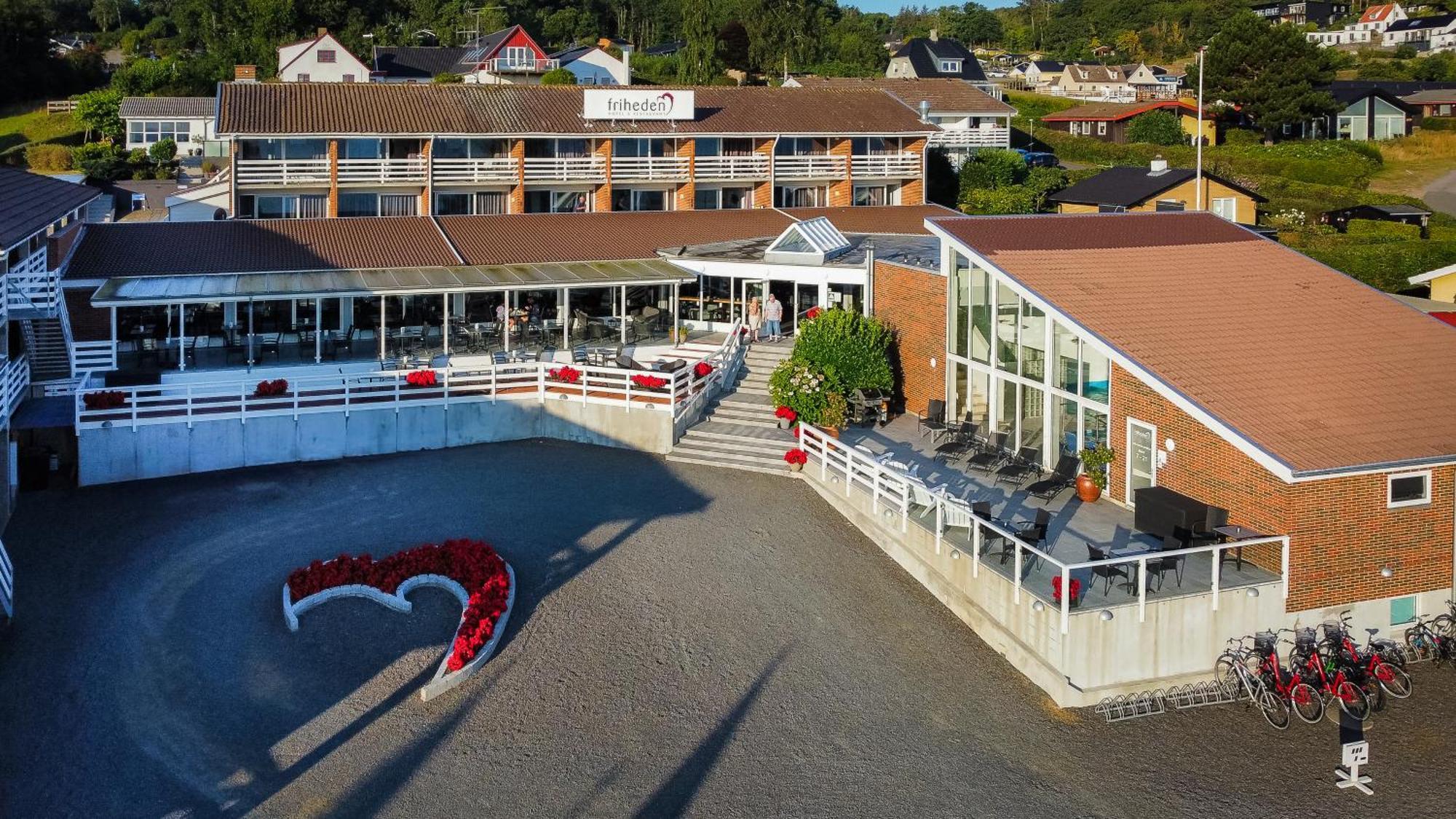 Hotel Friheden Allinge-Sandvig ภายนอก รูปภาพ